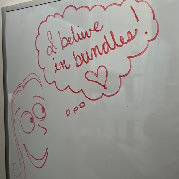 Meet your Posher, Jennifer - Picture 3 of 4